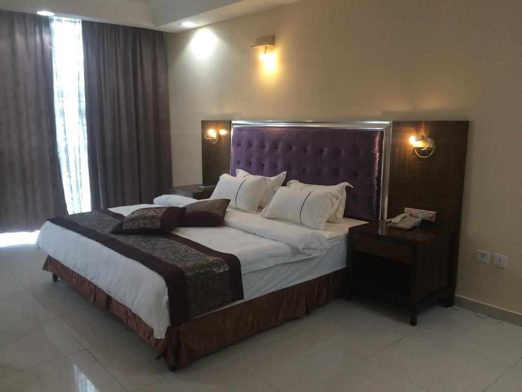 Sun Beach Hotel Cotonou Exterior foto