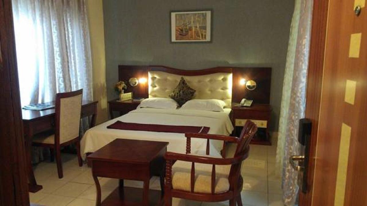 Sun Beach Hotel Cotonou Exterior foto