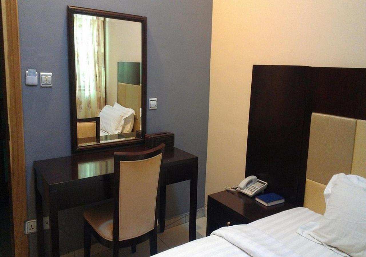 Sun Beach Hotel Cotonou Exterior foto