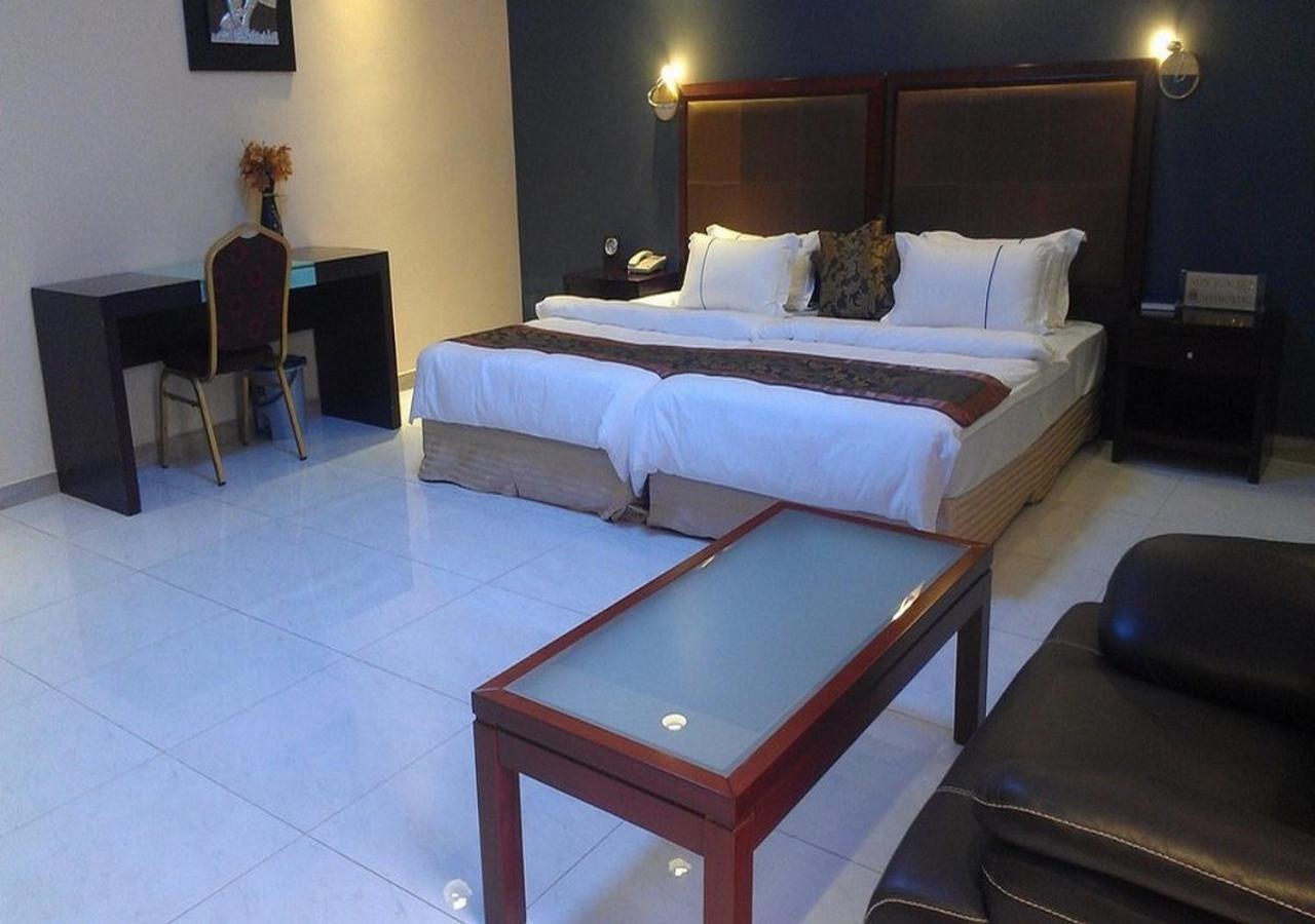 Sun Beach Hotel Cotonou Exterior foto